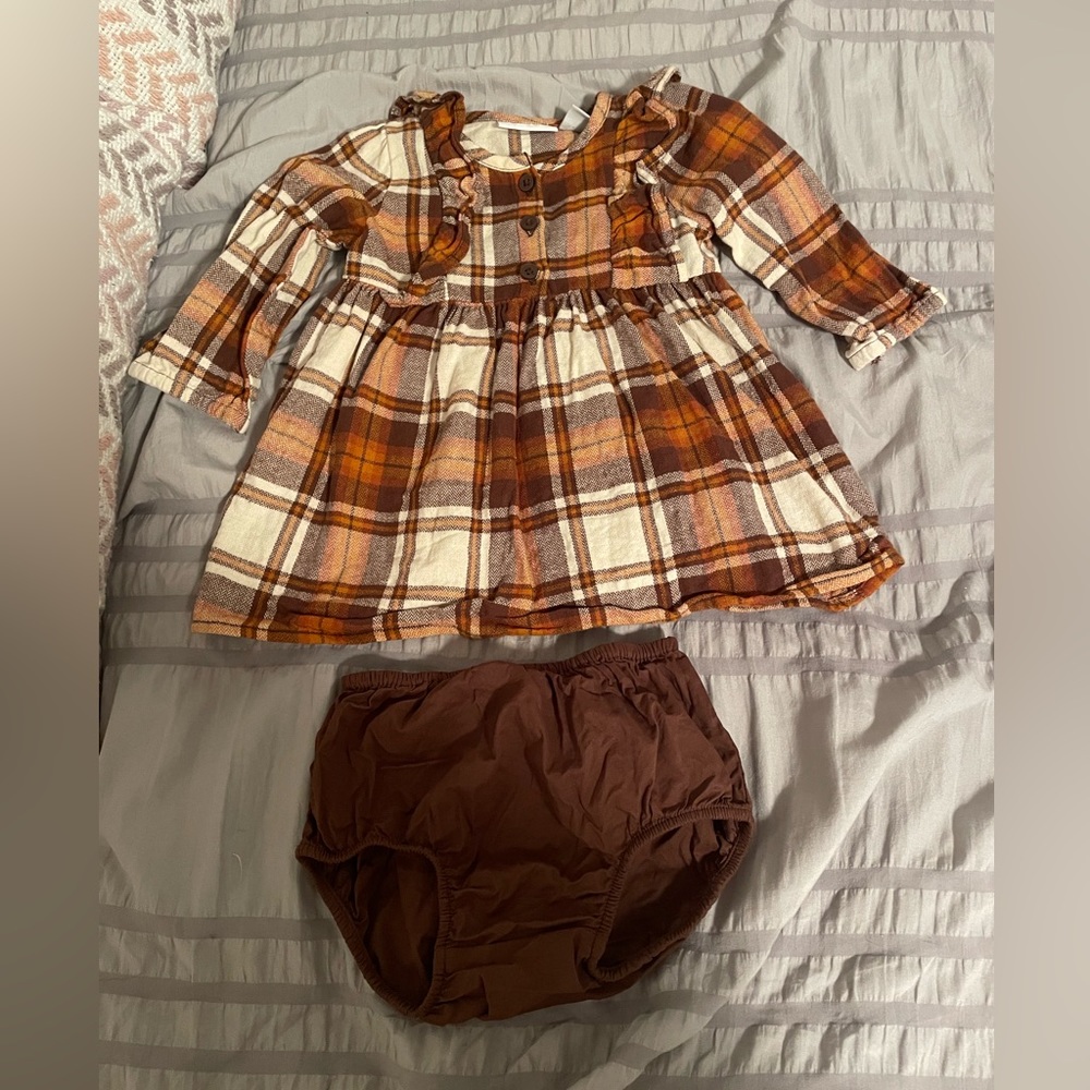 Never worn washed once girls plaid outfit